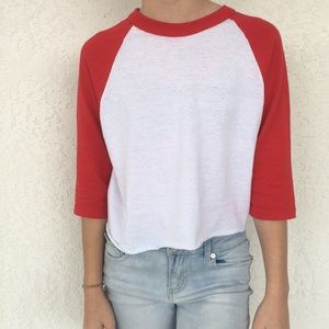 Red/white baseball Tee